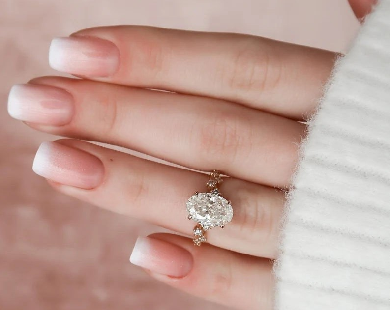 Customizing Your Moissanite Ring: A Guide to Personalized Elegance